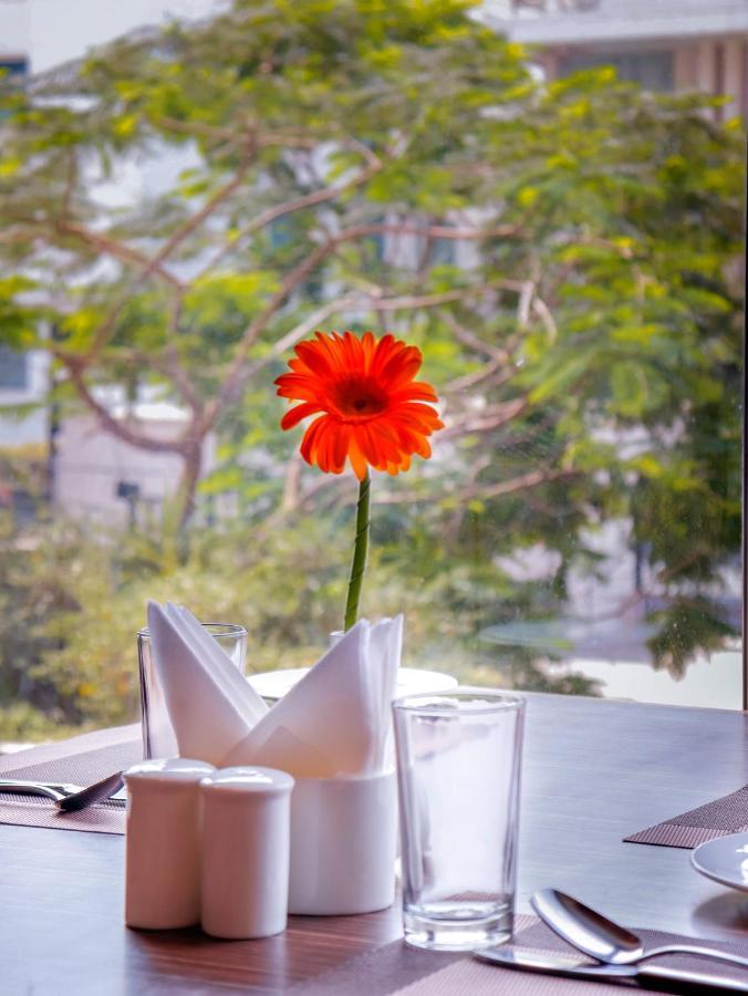 Spree Hotel Jaipur Ngoại thất bức ảnh