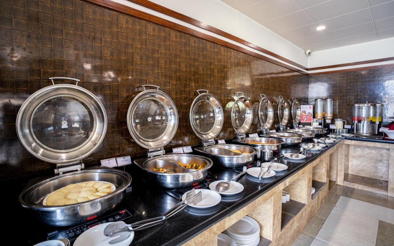 Spree Hotel Jaipur Ngoại thất bức ảnh