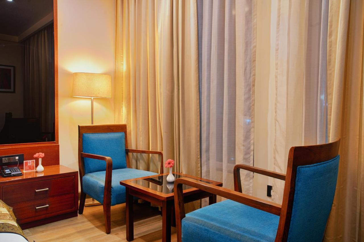 Spree Hotel Jaipur Ngoại thất bức ảnh