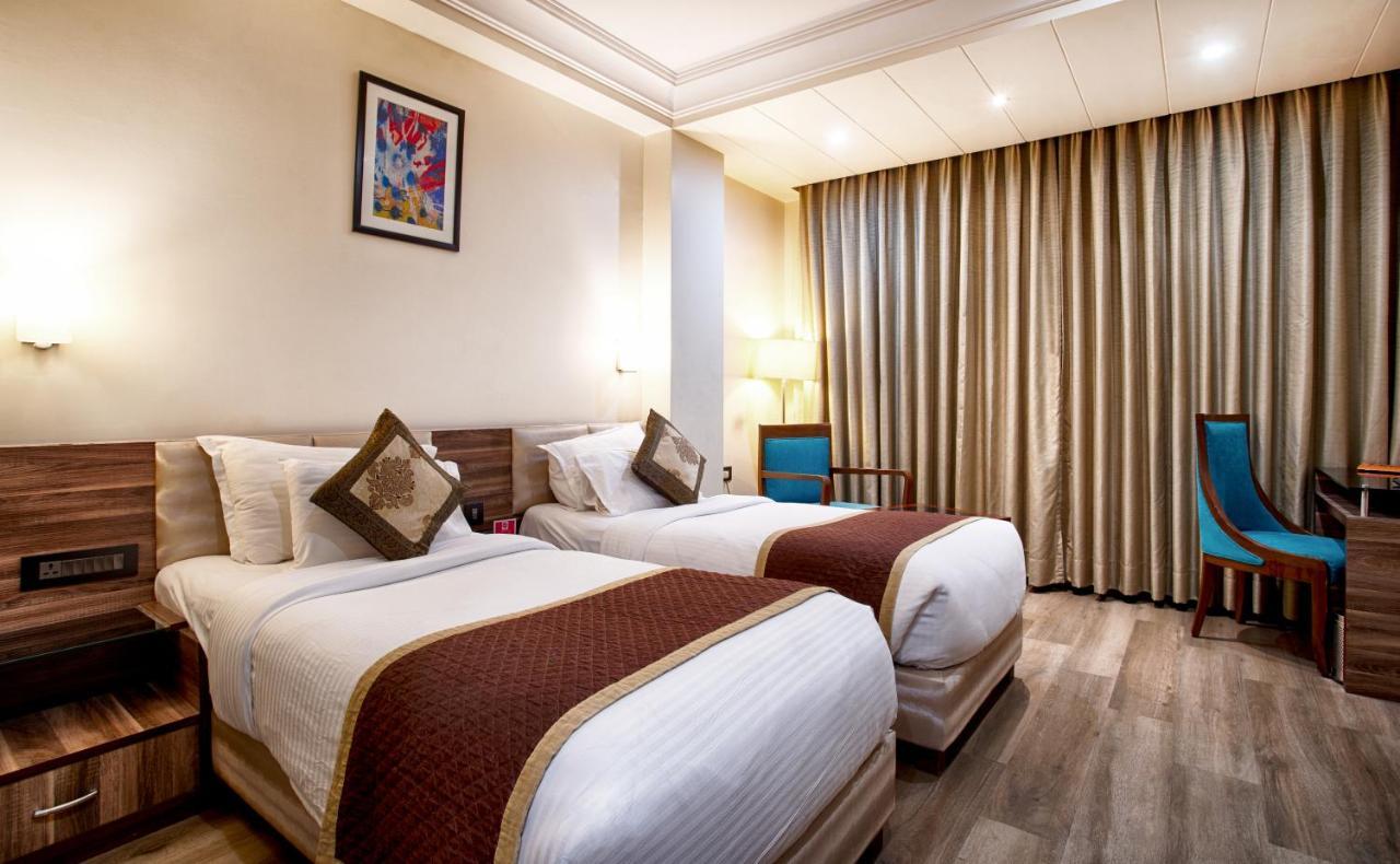 Spree Hotel Jaipur Ngoại thất bức ảnh